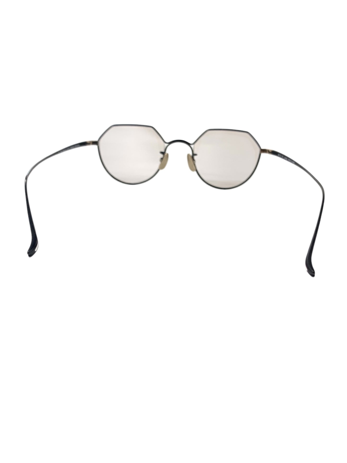 ユウイチトヤマ Ludwig U-148 メガネ ブラック チタンフレーム 台形リム ITDRBG4X9GNE