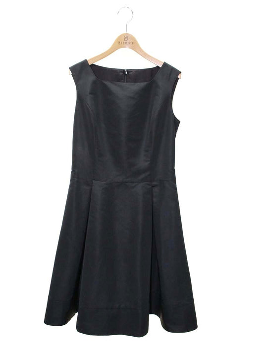 ハロッズ 14108831 ワンピース 2 ブラック タックフレア IT16VTBG5BH8