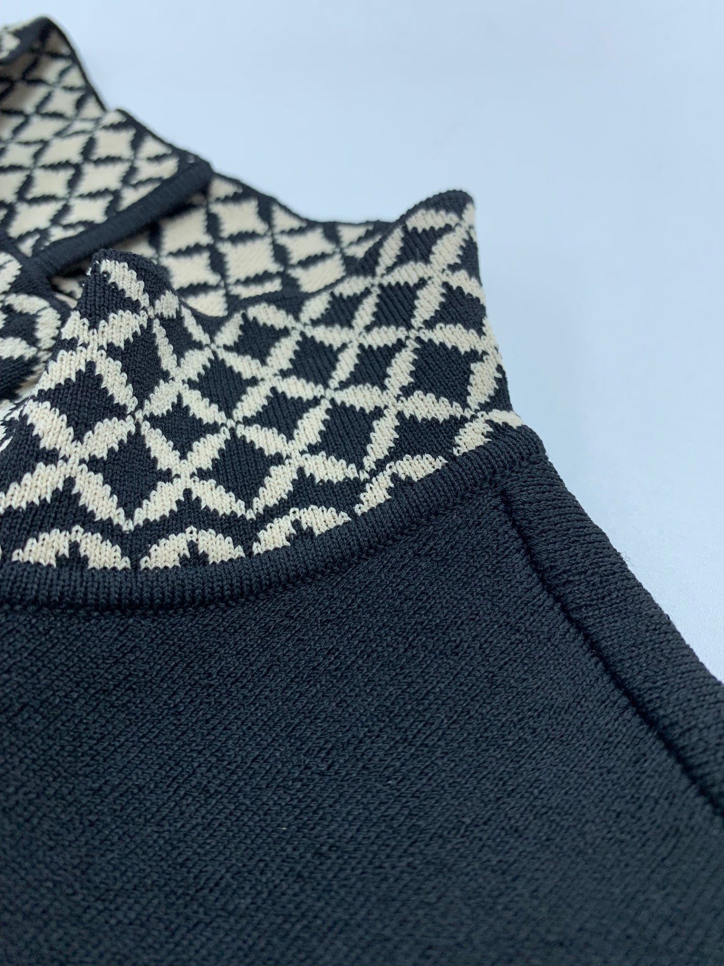 エポカ STORIA N7J04-421-09 ワンピース 40 ブラック ジオメトリックジャカード ニット ITAKYW1VP4I8