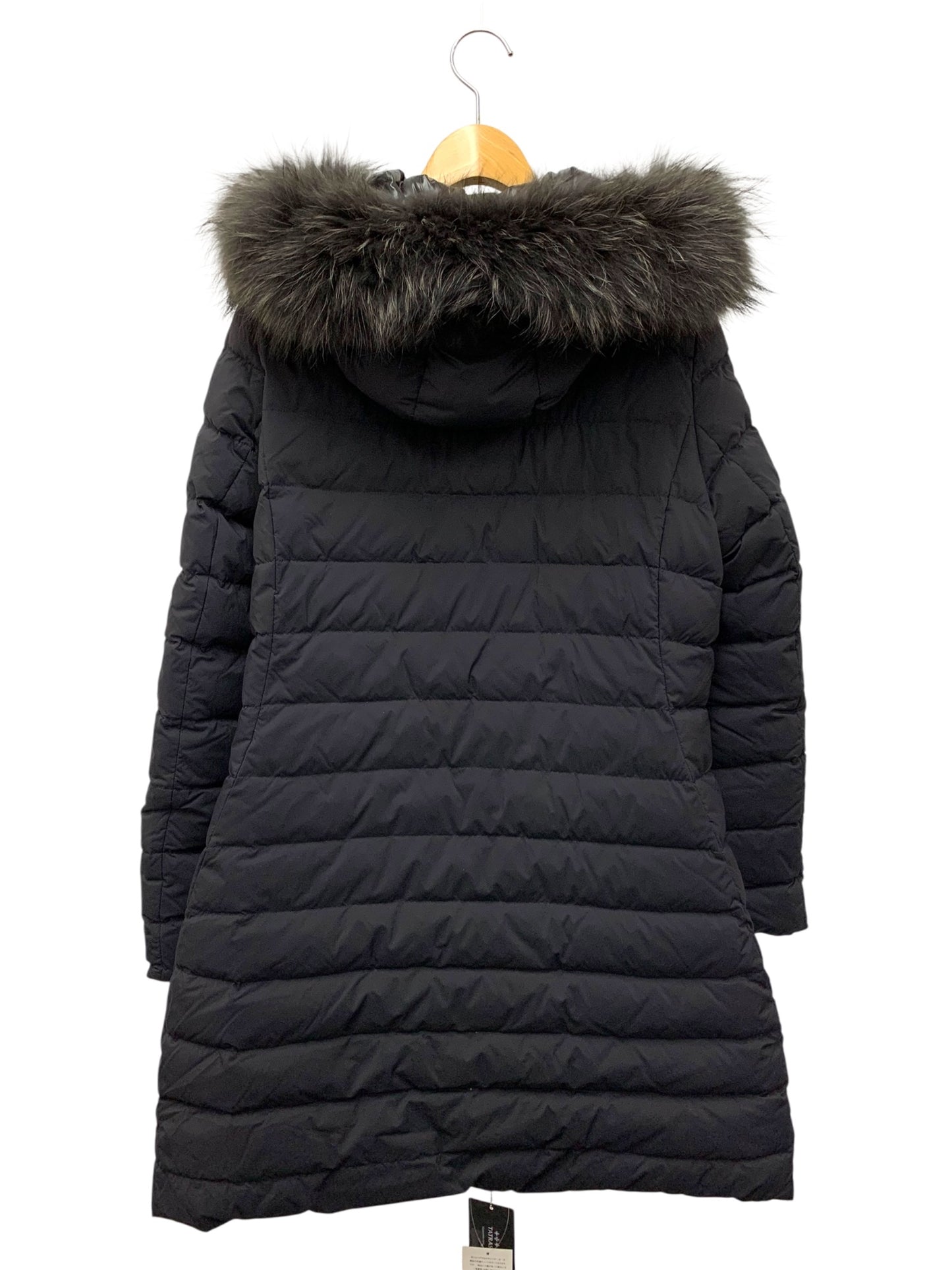 タトラス ISERA LTAT21A4706-D ダウンコート 3 ブラック ラクーンファー ITN59335J8MG