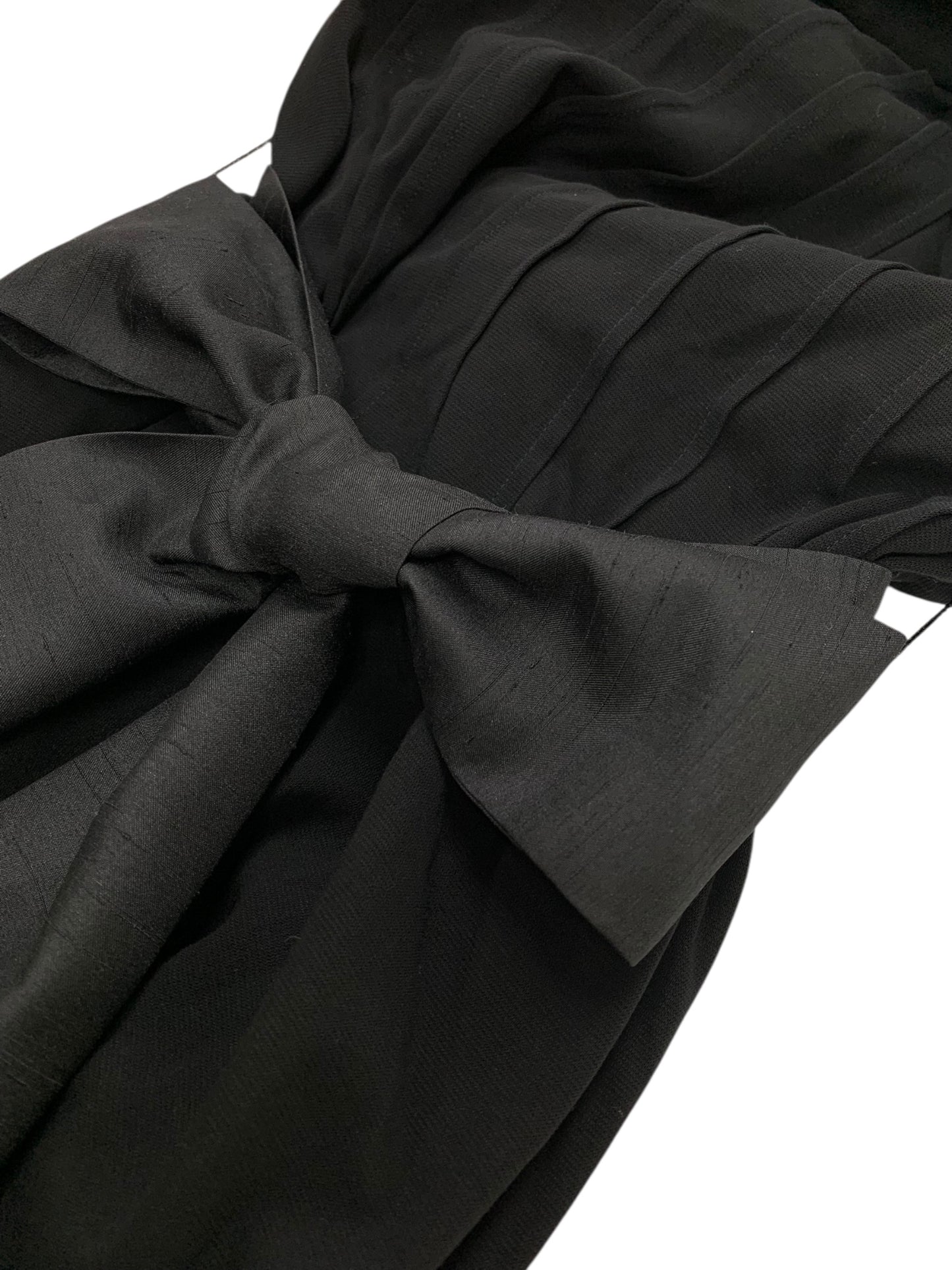 トゥービーシック UM435-401-09 ワンピース 40 ブラック タック くるみボタン ITXDGIELBL5W