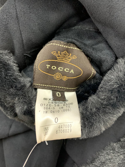 トッカ CMTOYW0410 コート 0 ブラック フード付き フェイクファー ITP4TWM93OIS