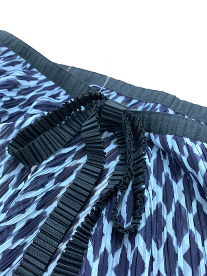 イッセイミヤケ IM42FG229 ラップスカート ブルー シアー ITJD61OWWOWR