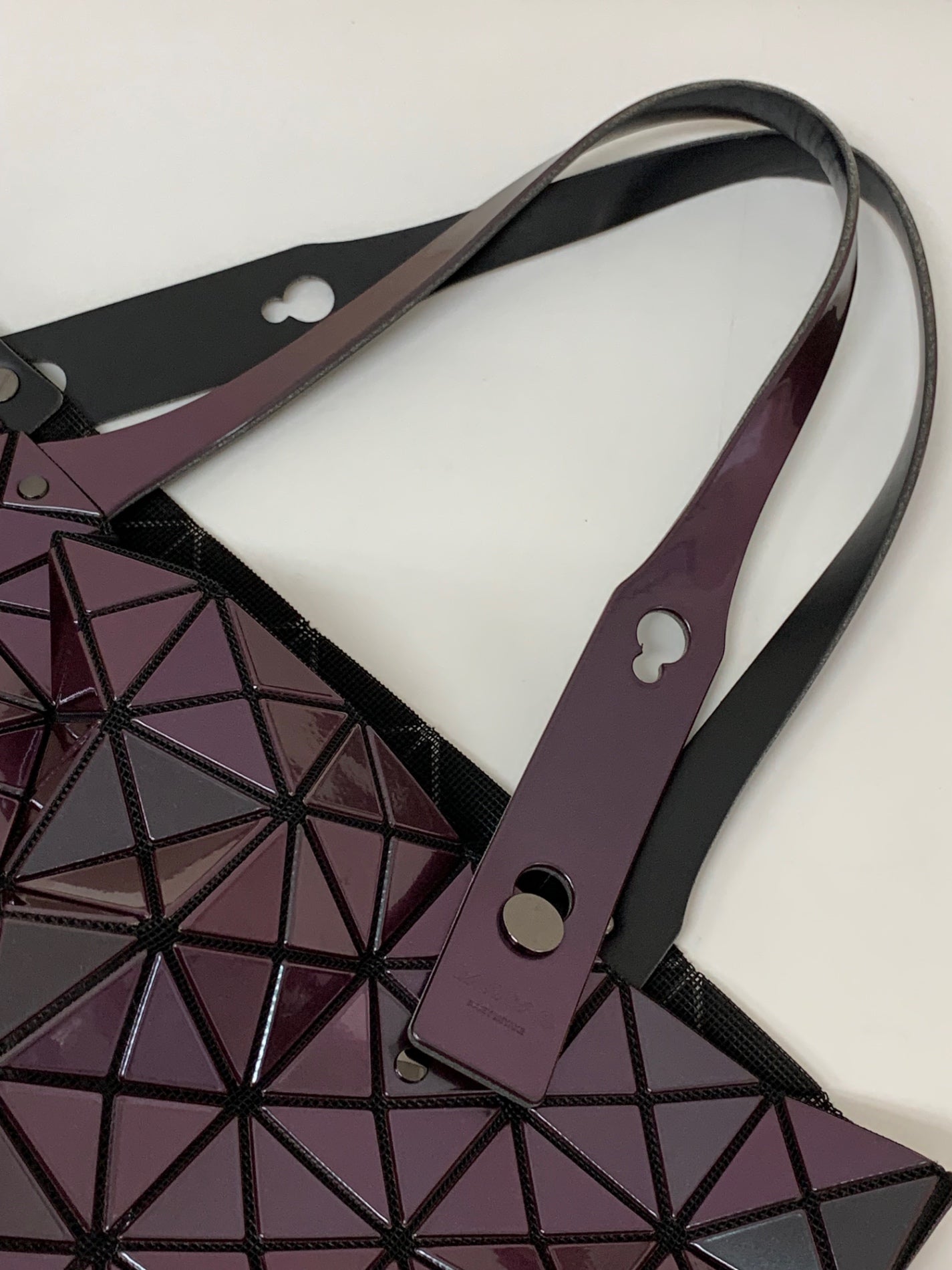 イッセイミヤケ BAO BAO BB63AG513 ハンドバッグ パープル IT0WQEF3TJ1E