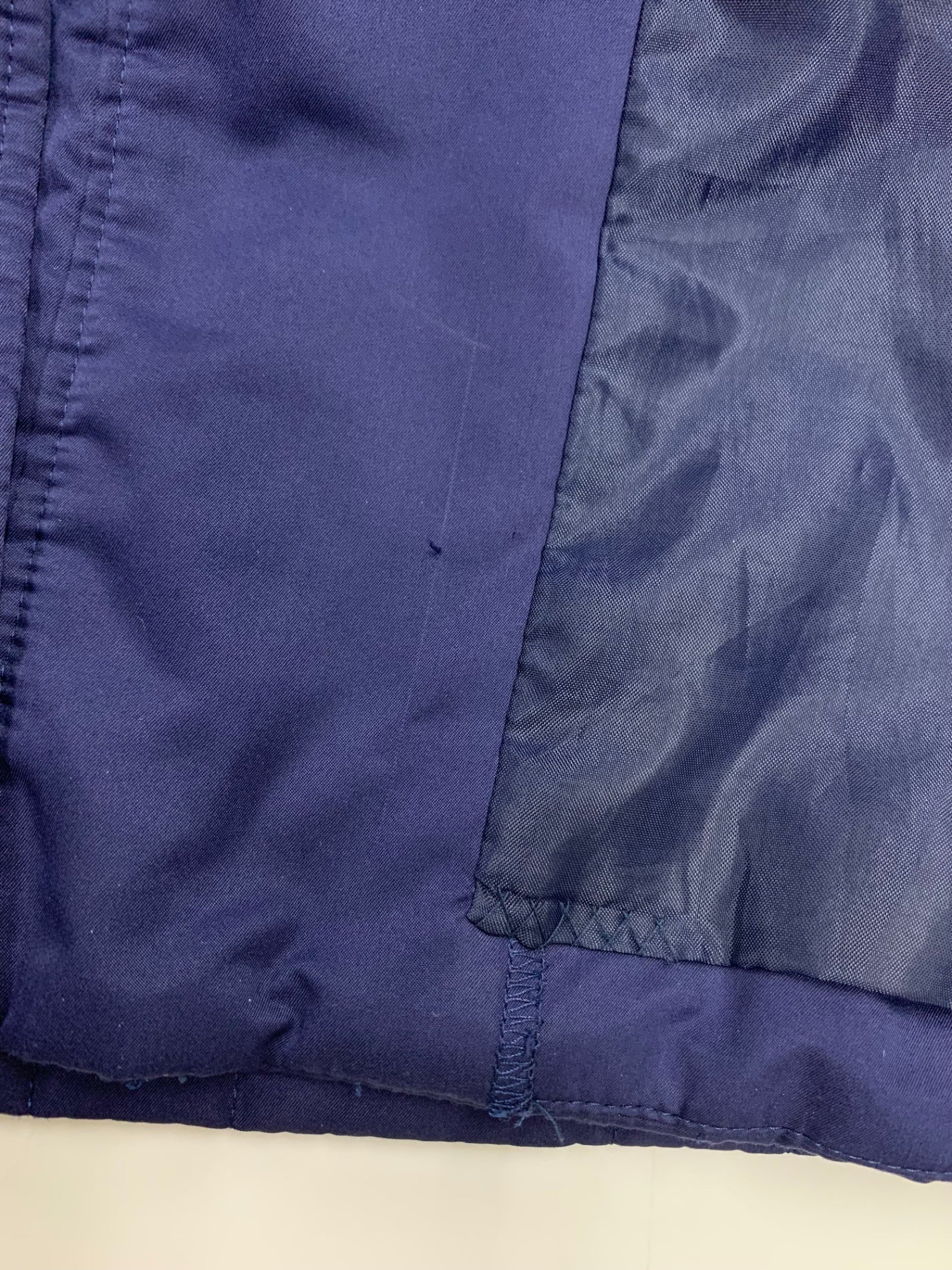 レオナールスポーツ 0526666 キルティングジャケット 42 ネイビー フード付 IT34W5JD5PT1