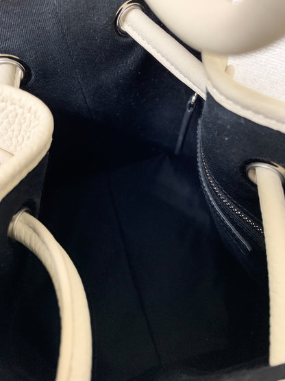 ヴァジック BOND BAG ハンドバッグ ベージュ 巾着 レザー IT70MV9GQQFD