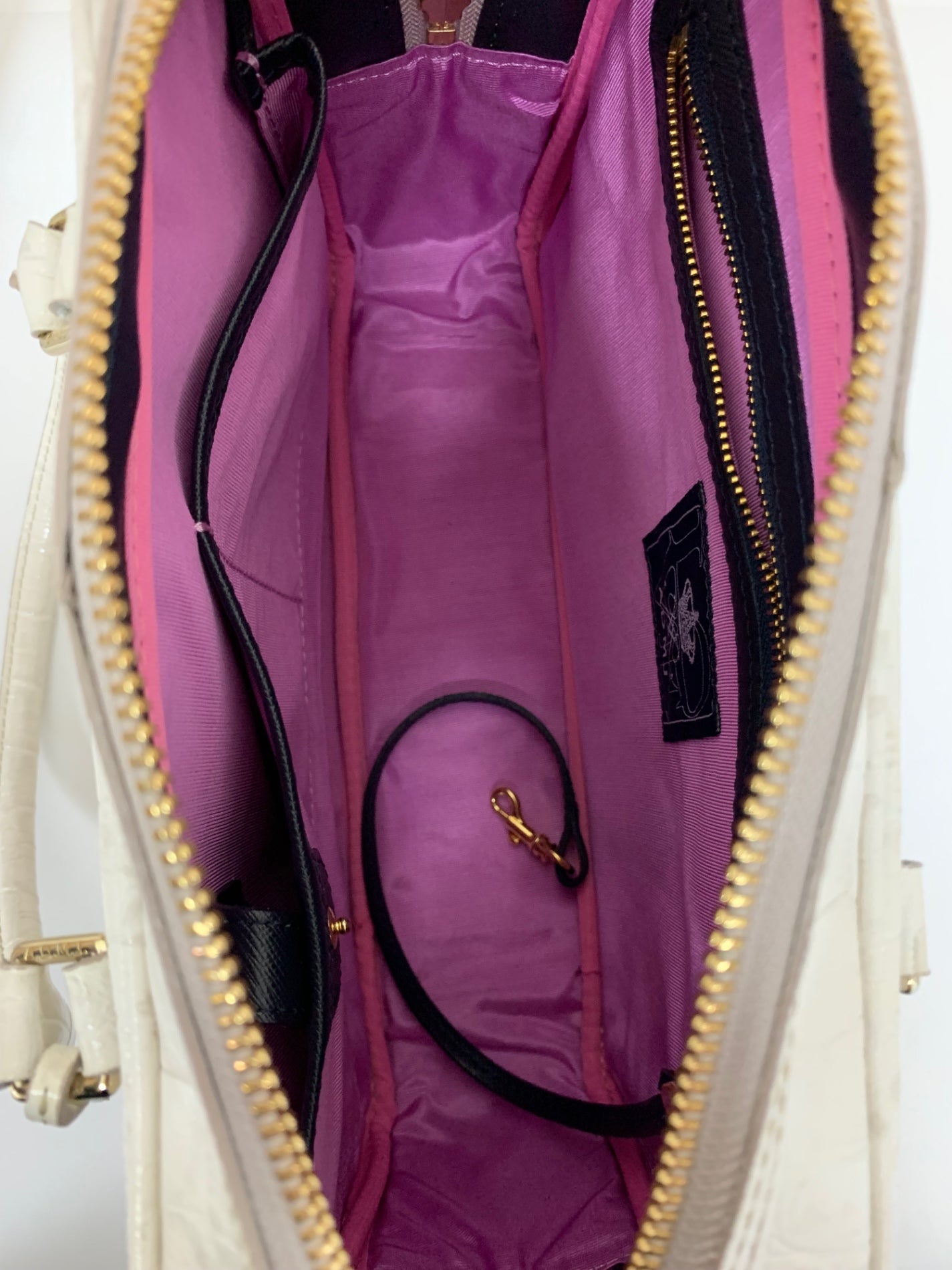 エーディーエムジェイ ハンドバッグ ホワイト クロコ型押し ヒマラヤ スワロフスキー ITOI5SBP6BQG 【SALE】