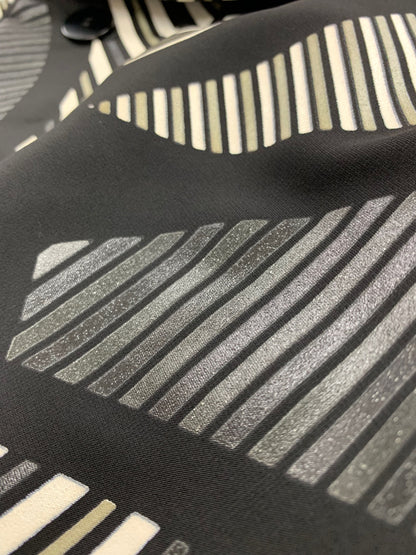 イッセイミヤケ IM44FC503 変形ジャケット 2 ブラック ITK3BXX8NODG 【SALE】