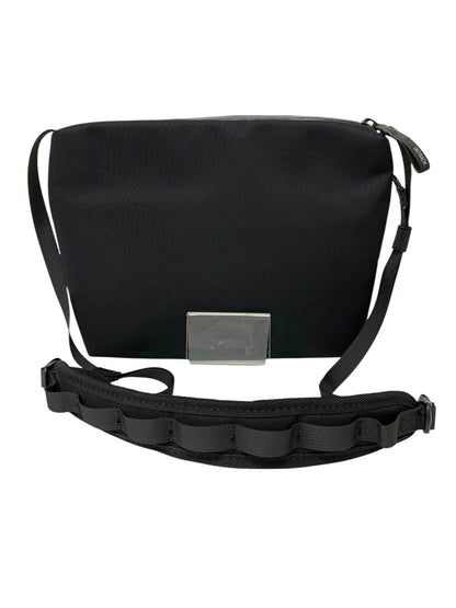 UNTRACK OUTDOOR / CE | Shoulder Bag S 60052 ブラック ナイロン840dnコーデュラ ITPY9YM6THY4