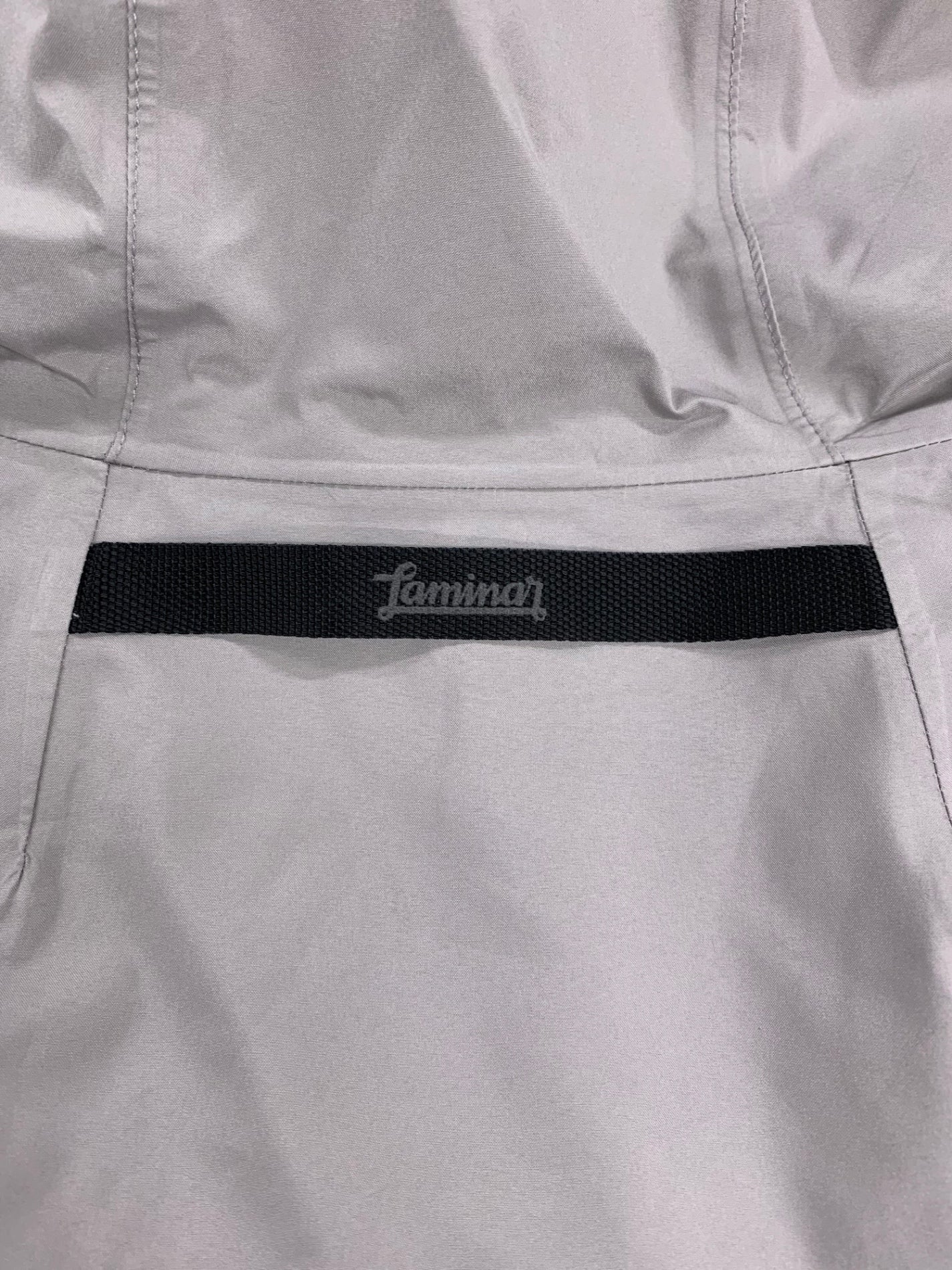 ヘルノ Laminar ゴアテックス 2レイヤー パーカー PI00353DL111239436 ダウンコート 36 グレー ‘24 ITT4HH5EOFH4