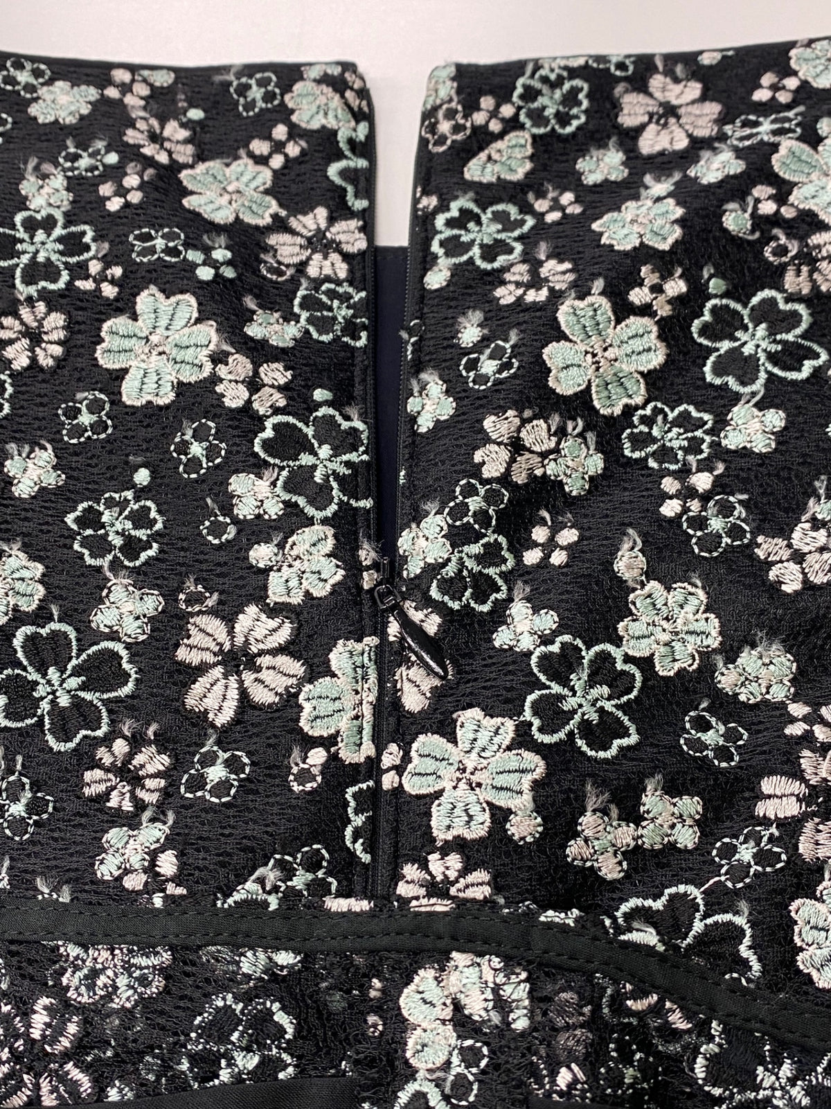 トッカ OPTOYA0020 ワンピース 6 ブラック フラワーモチーフ 刺繍 IT5A5EZBFCU2