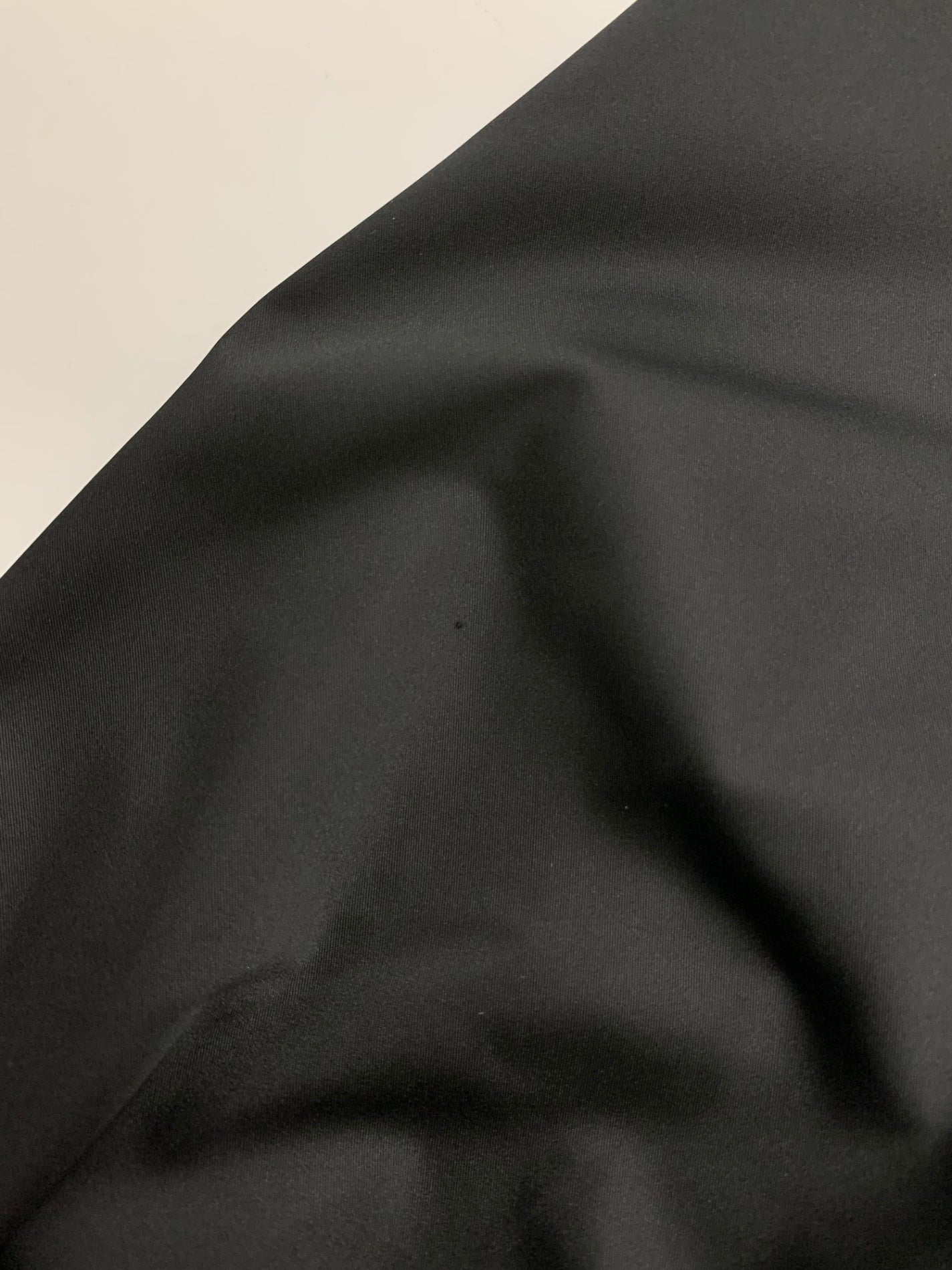 トゥービーシック W5A03-659-09 ジャケット 40 ブラック ナイロン ジップアップ フード付き IT9881LFPWFD