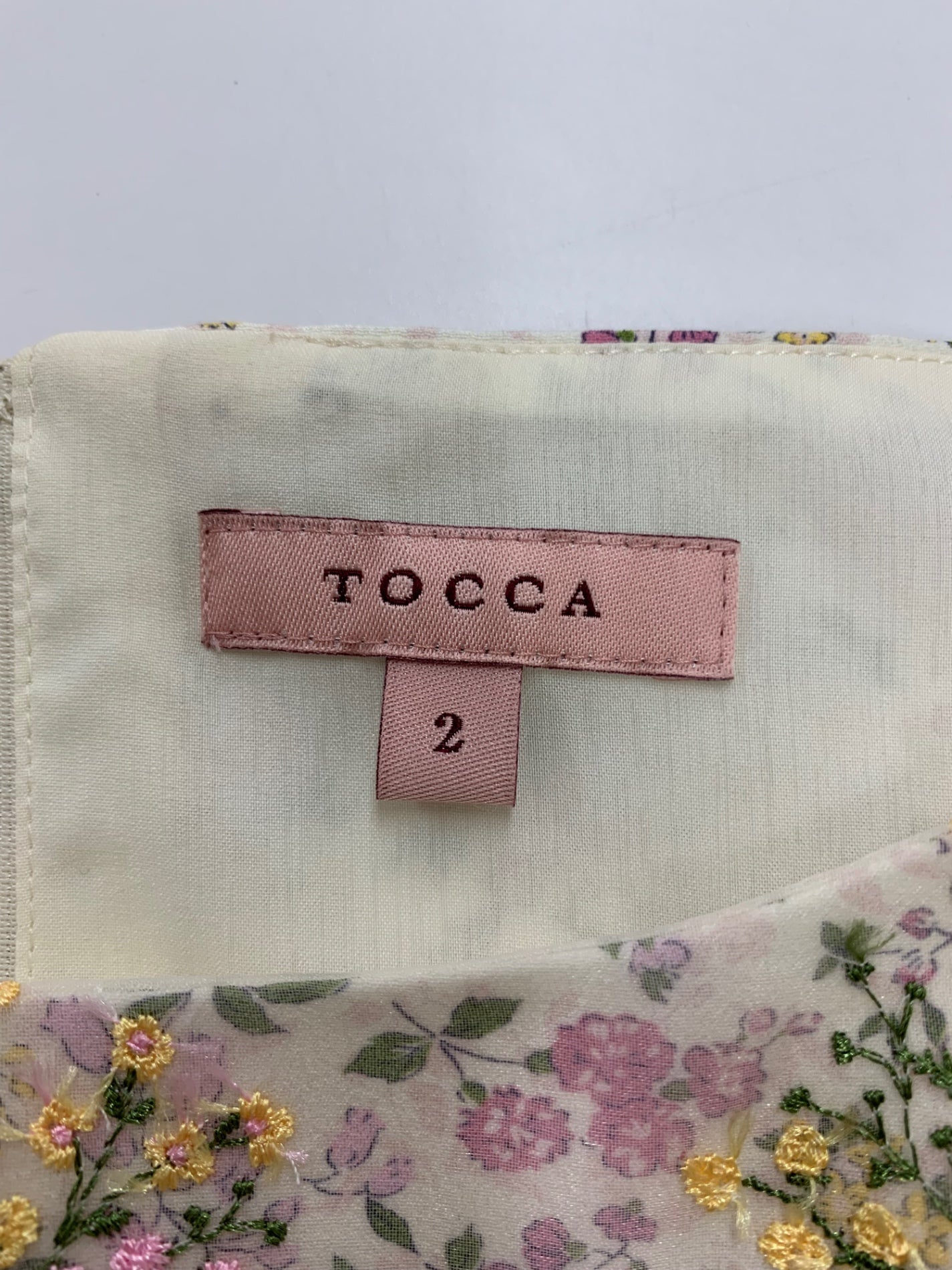 トッカ 23SS MIMOSA OPTOSS0530 ワンピース 2 ホワイト 花柄 刺繍 ITZAFDTLZEMO