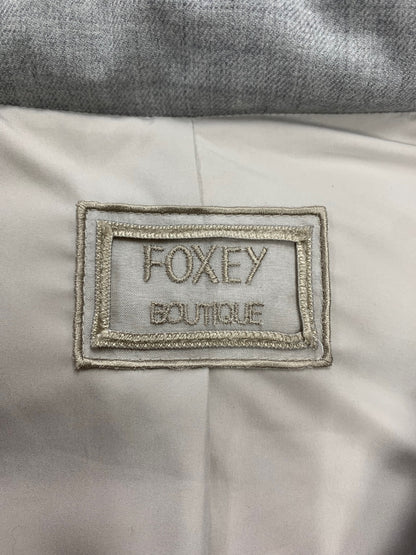 フォクシーブティック Chaleur 42362 ダウンベスト 40 グレー フォックスファー ITWOUEF3E8K6