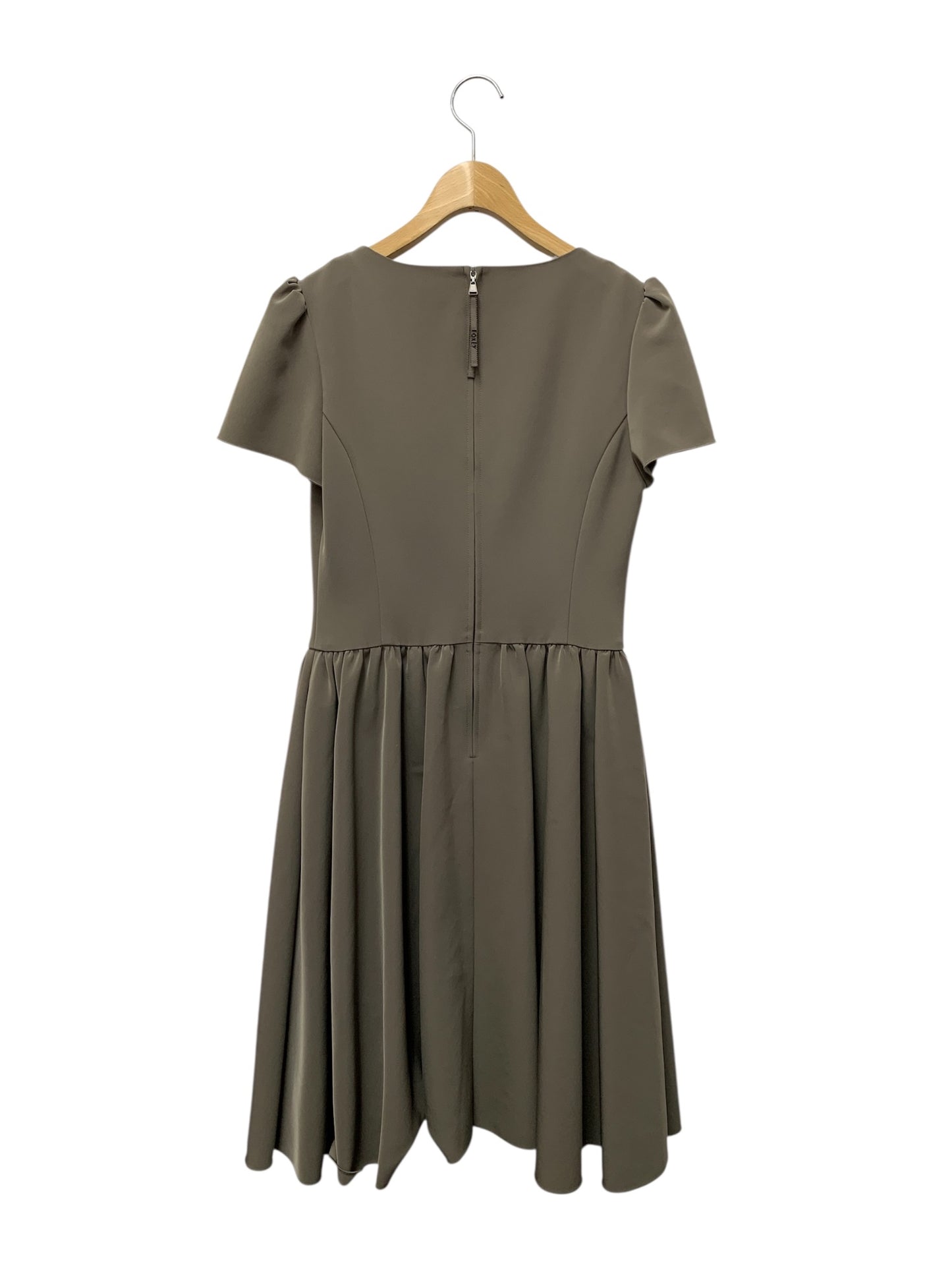 フォクシーニューヨーク New Classic ニュークラシック 42513 ワンピース 40 グレージュ ITD4TN84AXMW