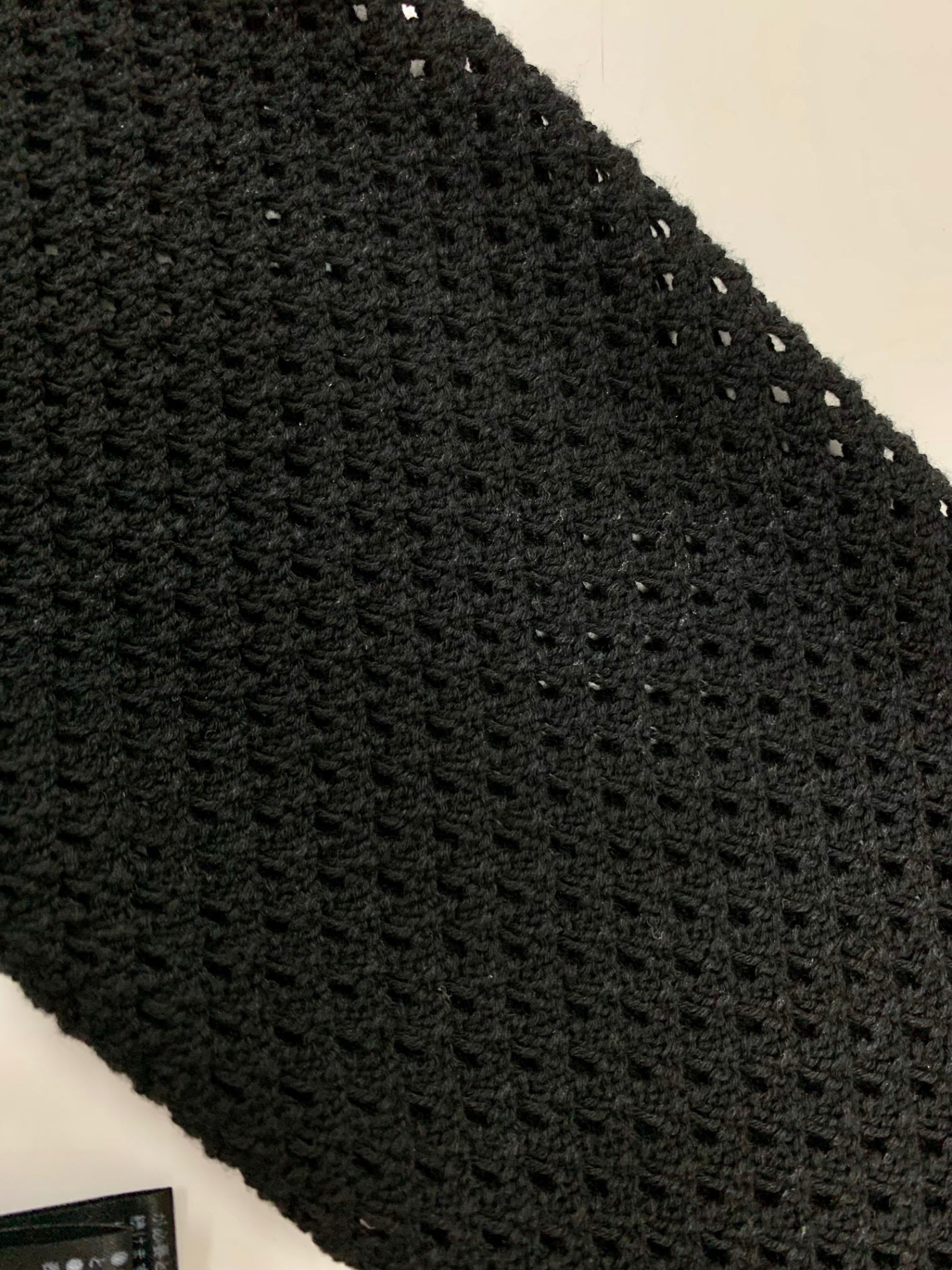 フォクシーブティック Cardigan Ellis 44408 カーディガン 40 ブラック アイレット柄 IT5GR5TQ0CVC