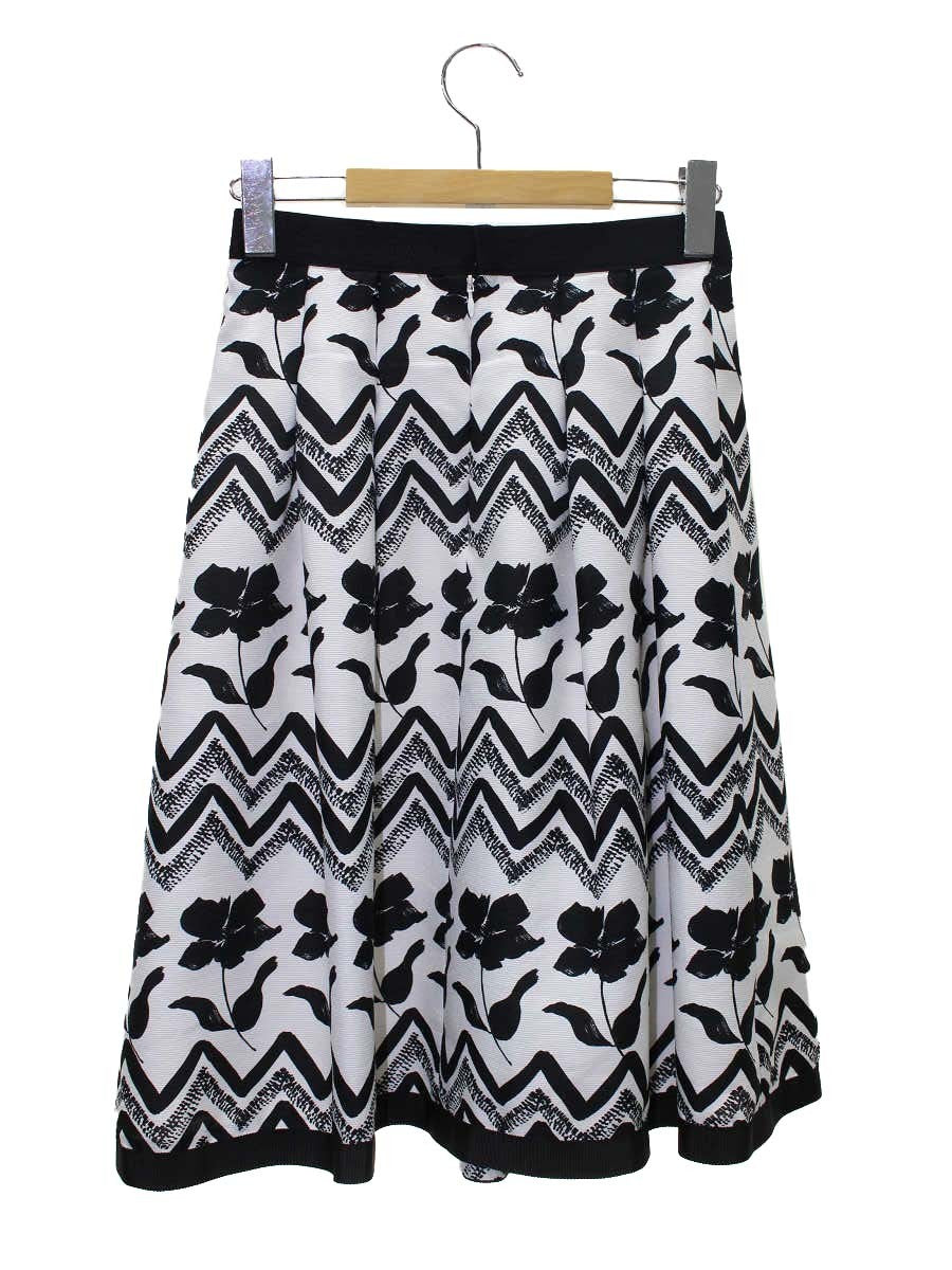 エムズグレイシー 917120 スカート 36 ホワイト/ブラック フラワーモチーフ フレア IT0AI4KFBT1Q