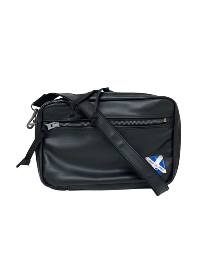 ラゲッジレーベル ショルダーバッグ ブラック 青バッテン ITN53A706K3C