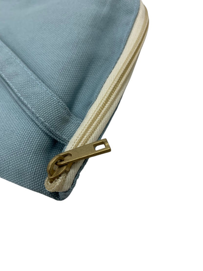 フォクシー ブルー ノベルティ フラットポーチ IT14LER27DYK