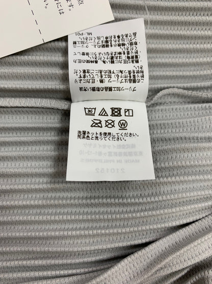 オムプリッセイッセイミヤケ HP55JM430 ポロシャツ 4 グレー BASICS スキッパー 半袖 ポロシャツ IT1KMH119Y38
