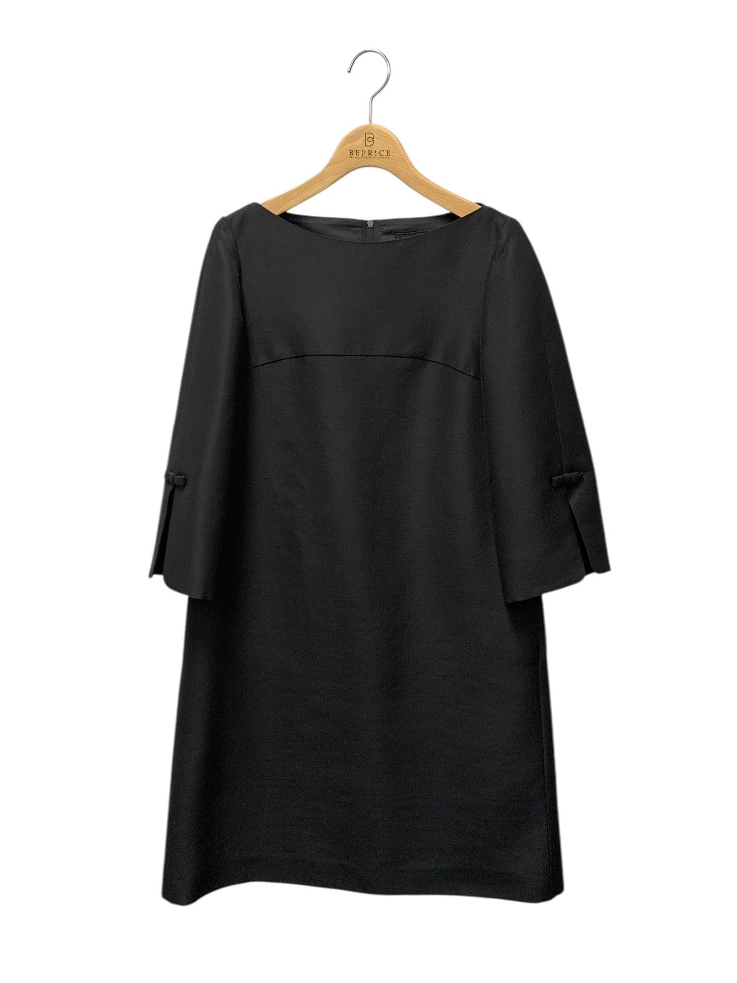 FOXEY (フォクシー)ワンピース通販 | 中古ブランド古着 | ビープライス