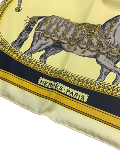 エルメス スカーフ イエロー カレ90 GRAND APPARAT 盛装の馬 ITLLED9XVI70