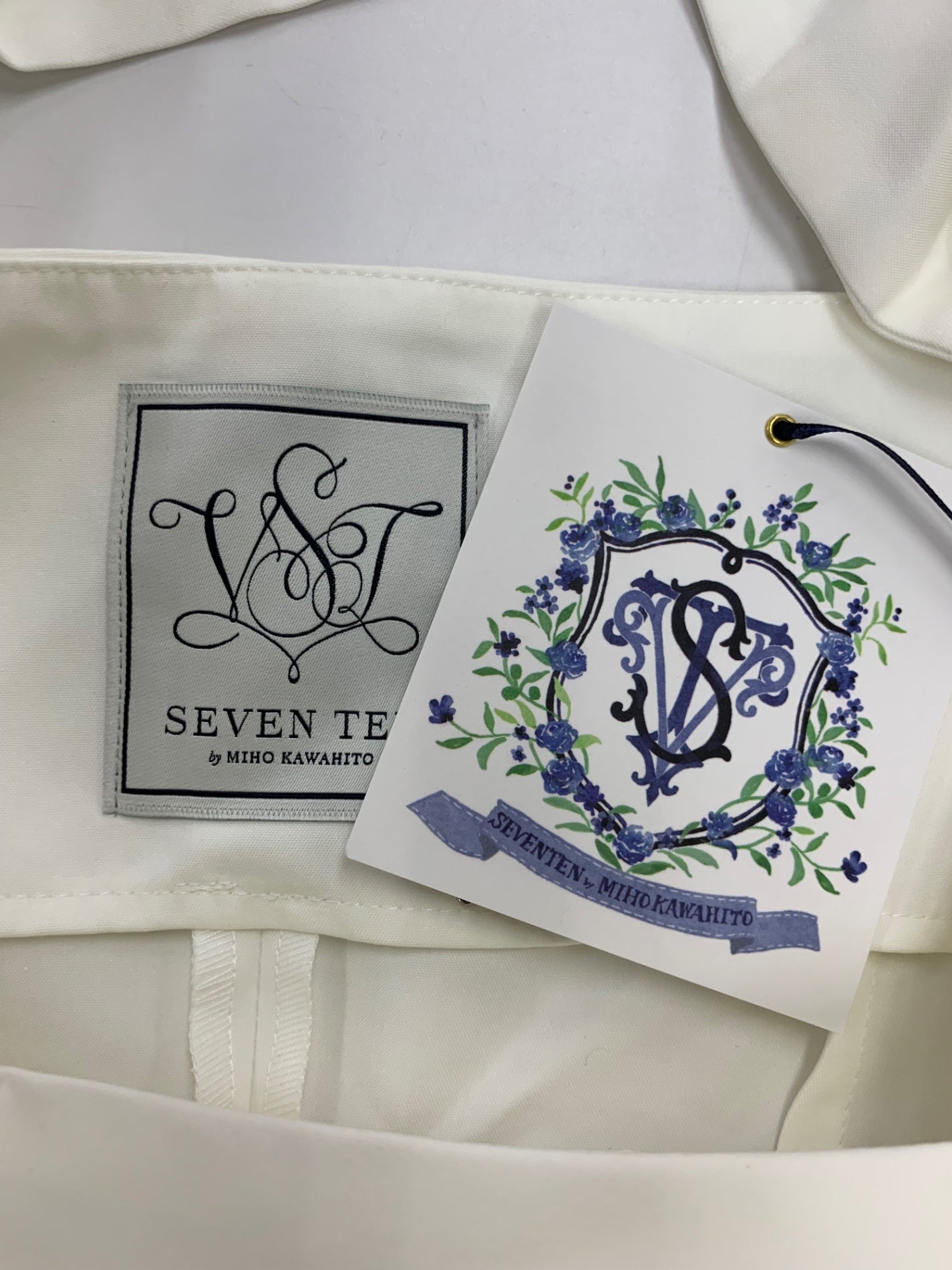 セブンテンバイミホカワヒト ストラップリボントップス 7S124 ブラウス S ホワイト ITHKNJLKVZFK