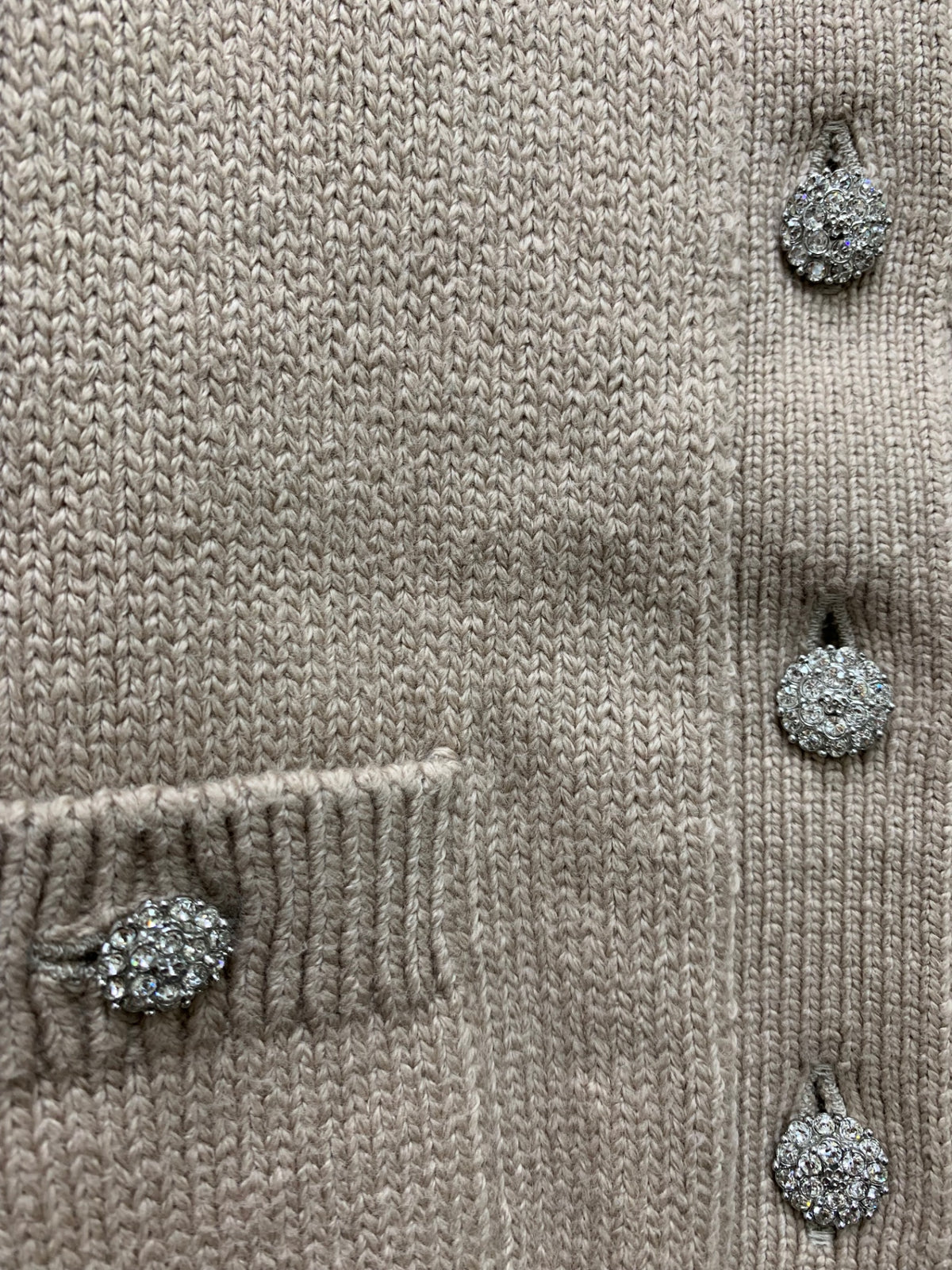 デイジーリン Jewel Cardigan 06901 カーディガン 38 ベージュ ITQDYHFDQGUC