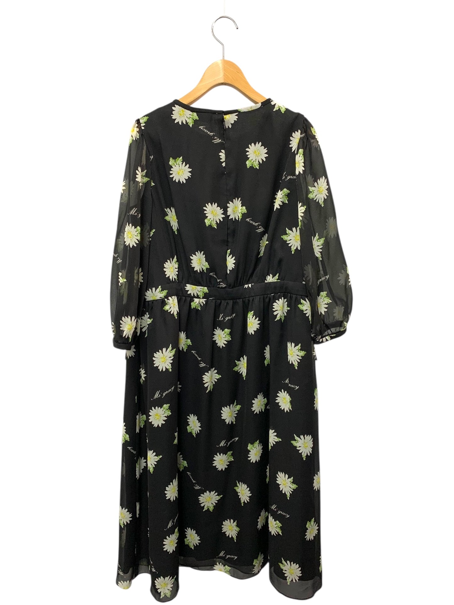 エムズグレイシー 211120 ワンピース ブラック フラワーモチーフ IT7U6XOH94K8