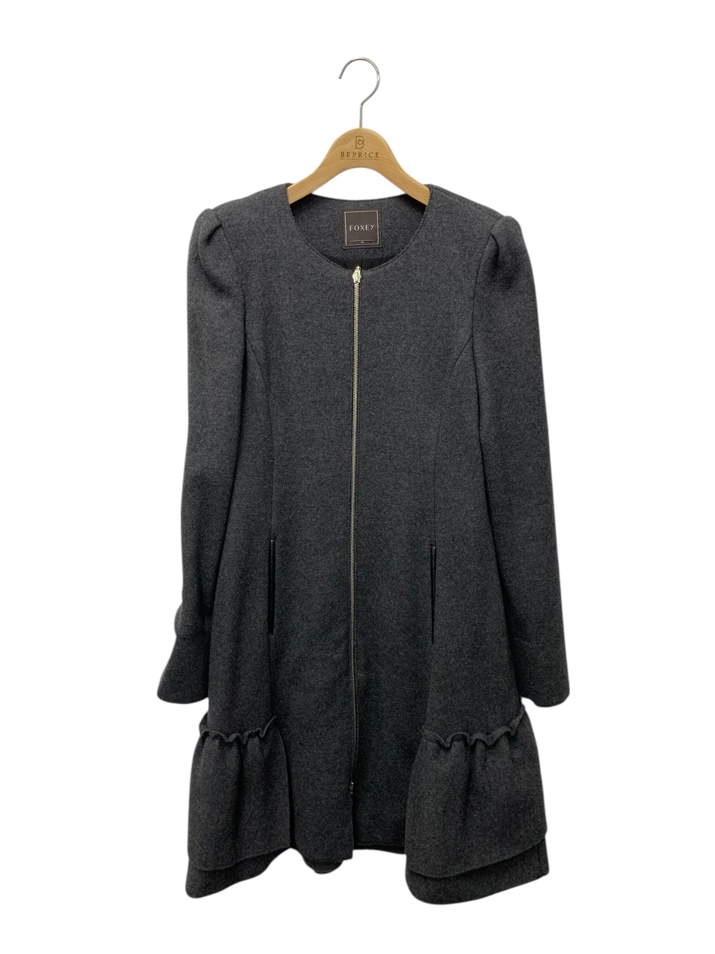 フォクシーブティック コート ウェブ 28944 40 グレー フリル ノーカラー ITSQLMAC9BWC