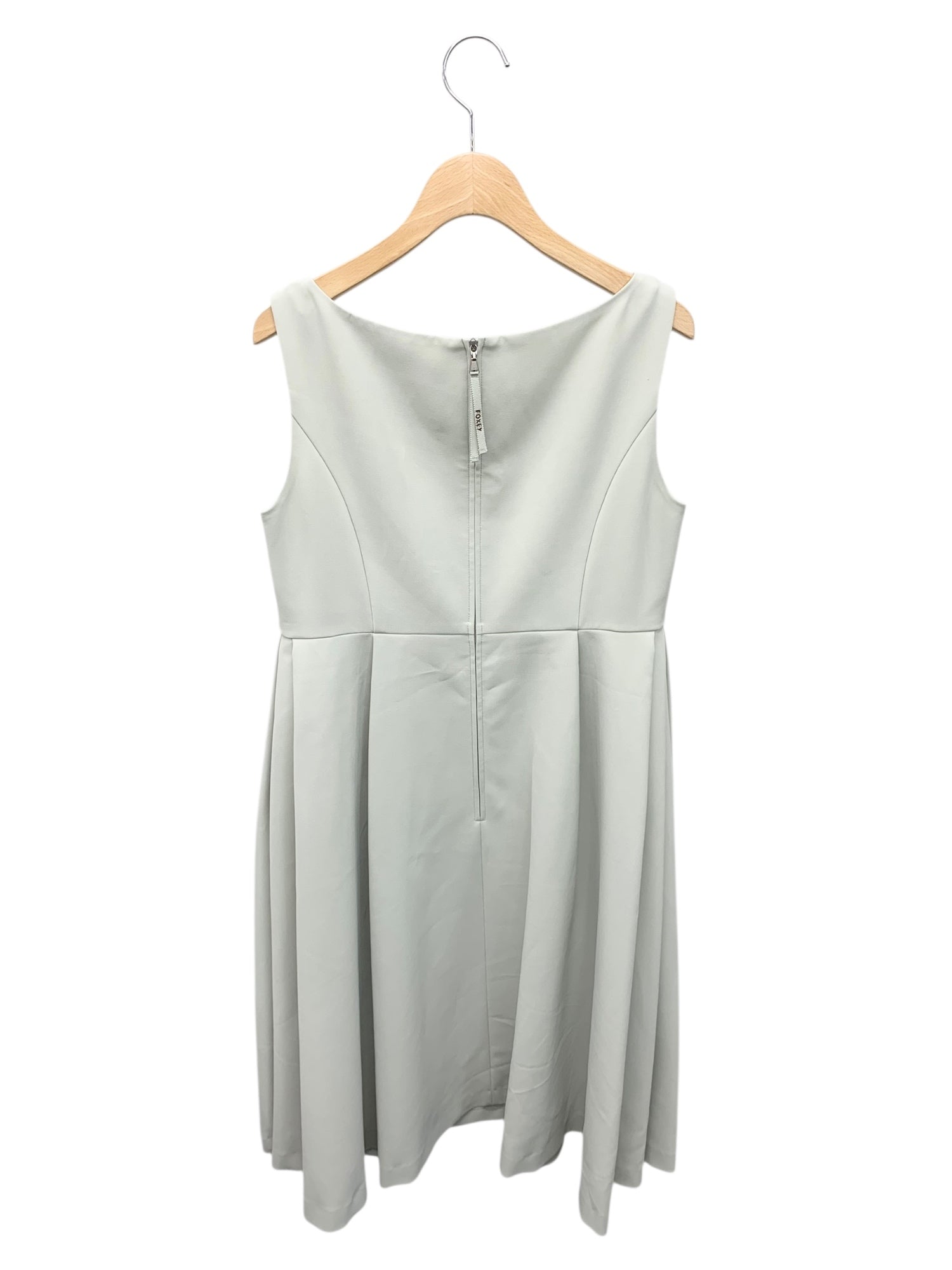 美品 フォクシーニューヨーク ドット柄ワンピース グレー サイズ40 美