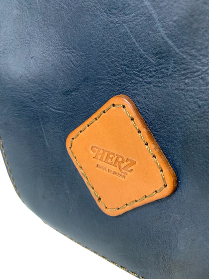 ヘルツ トリプルファスナーボディバッグ ネイビー ワンショルダー スターレ ソフトレザー ITXIVR9CDJ4A