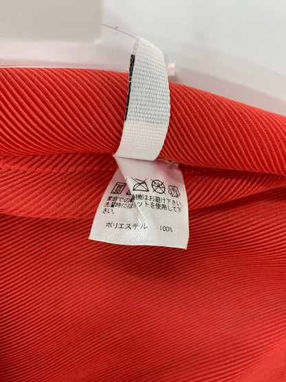 プリーツプリーズイッセイミヤケ トップス レッド プリーツ バルーン型 IT4AS818IV2Q