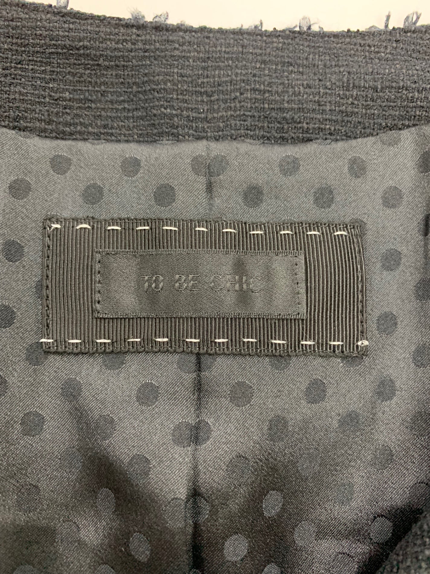 トゥービーシック W7E02-704-09 ジャケット 46 ブラック ツイード ノーカラー IT5X5PR5DXIO