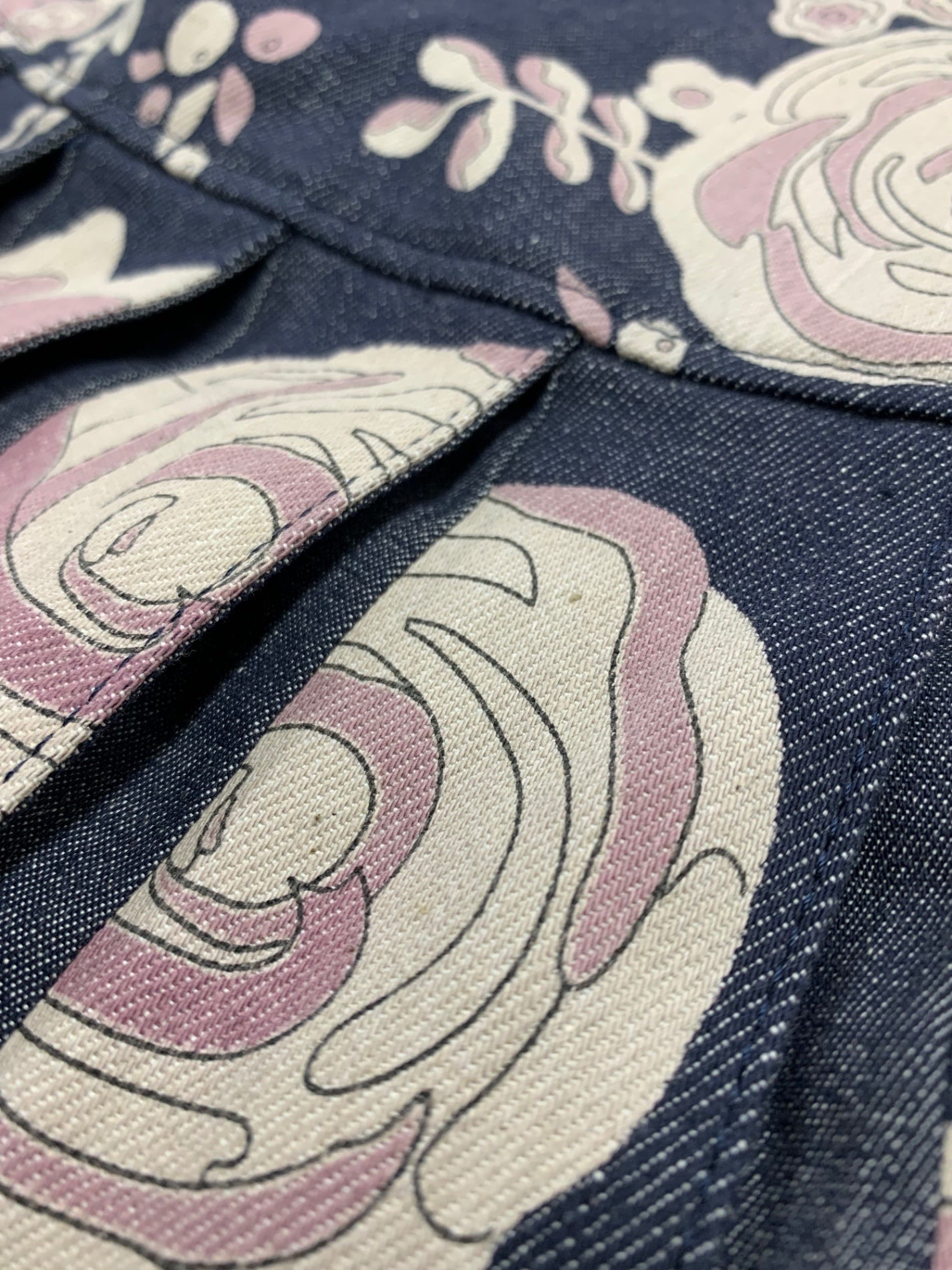 レオナールスポーツ 0522001 デニムスカート 42 ネイビー フラワーモチーフ プリーツ ITX9YZHNGSZM 【SALE】