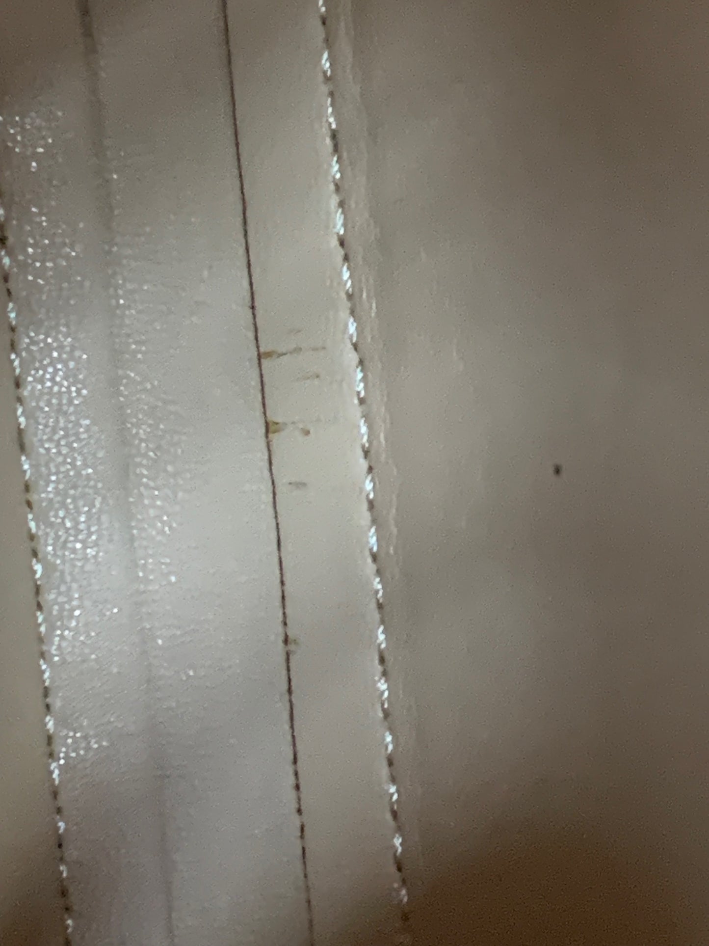 ジルサンダー Tangle スモール ショルダーバッグ ホワイト レザー ITFG56EF7X8W