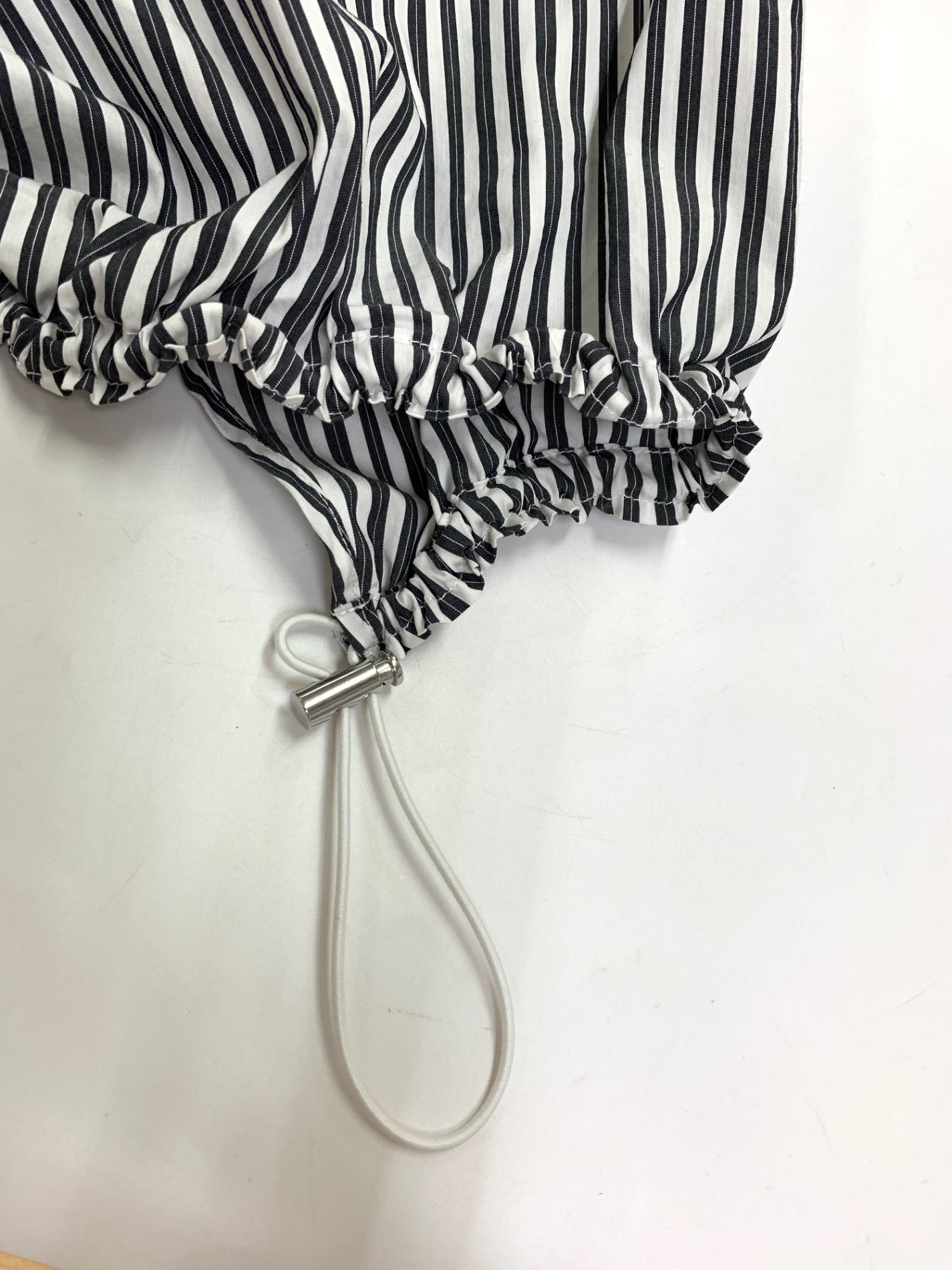 アンスリード W TRIANGLE TUCK SH/ダブルタックオーバーシャツ 522450401401-01 38 ブラック 24aw ITAWM0EBBCDI