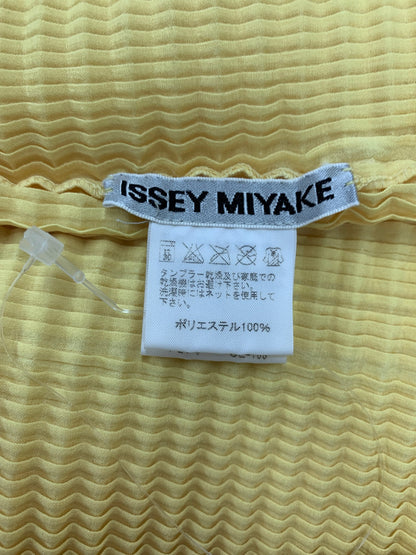 イッセイミヤケ IM04FJ940 カットソー 2 イエロー Vネック IT7D10J6EELK 【SALE】
