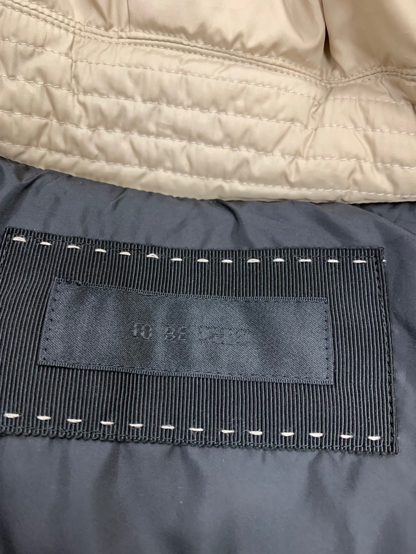 トゥービーシック W5A55-840-40 ダウンコート 40 ベージュ ラインストーン ITFVYETRIHO2 【SALE】