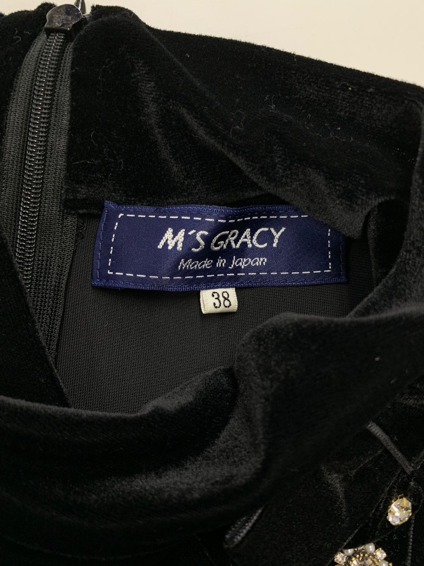 エムズグレイシー ハイネックベロアカットソー 315602 38 ブラック ブローチ付き ITLZ157D9CFK 【SALE】