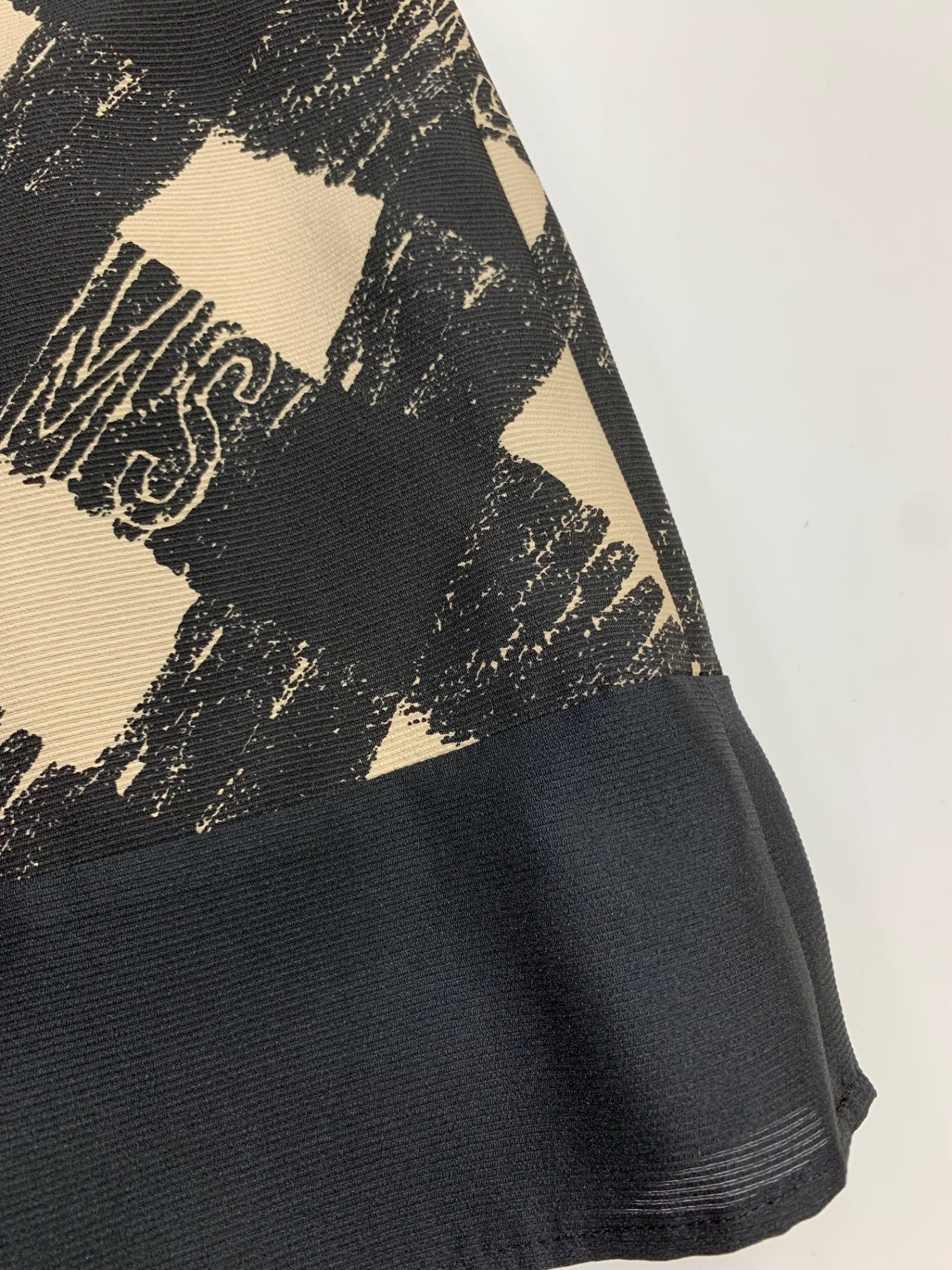 エムズグレイシー バイヤスチェックタックスカート 517318 42 ブラック チェック ロゴ ITU9YN56V9D5