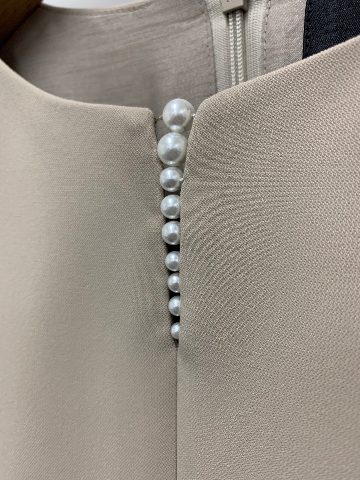 ルネ 5546170 ワンピース 38 ベージュ パール ビジュー タックフレア ITYIL5RYMW0G