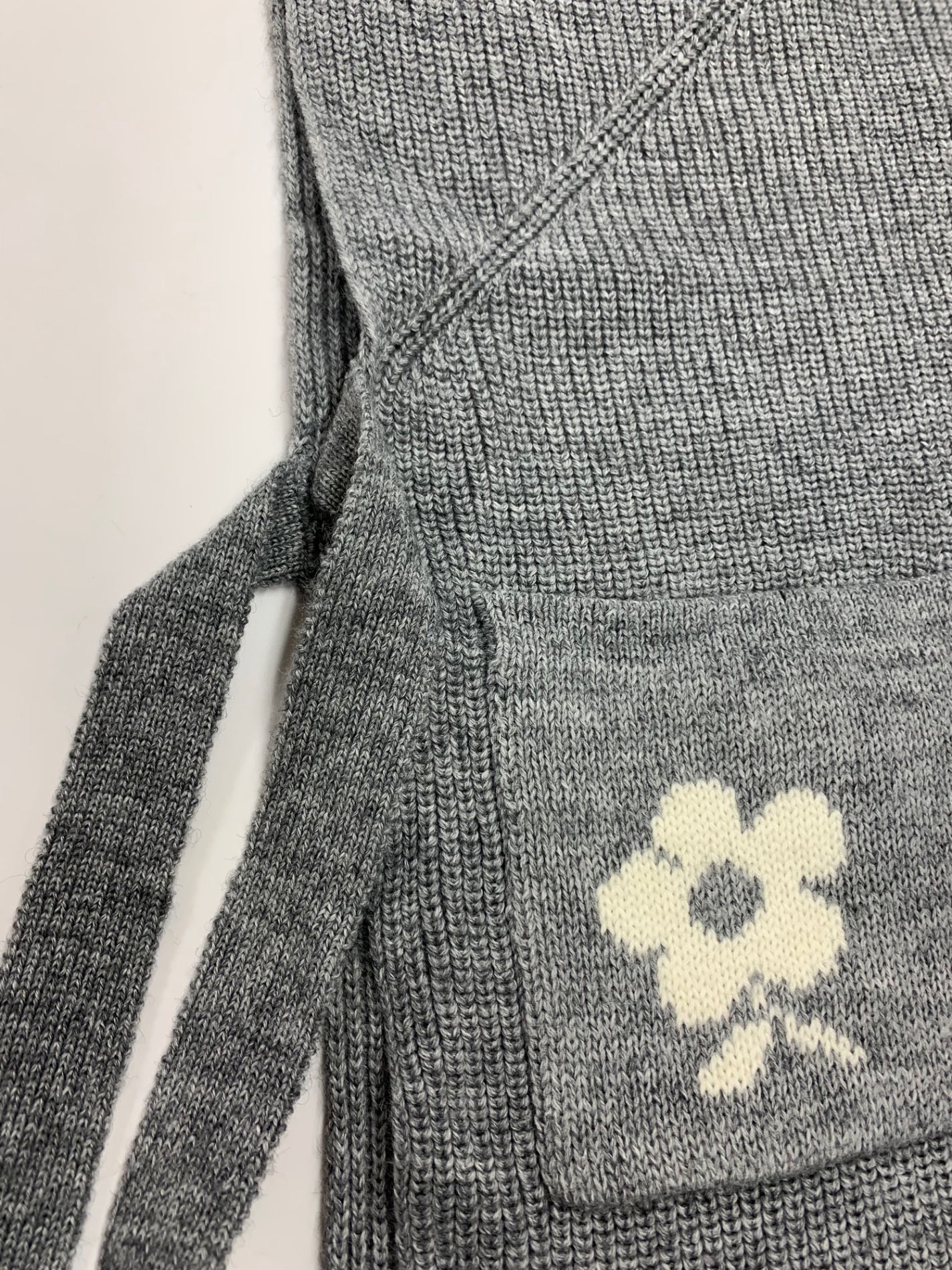 エムズグレイシー 318624 トップス 38 グレー ベスト ウール 花 ニット ITDVEYIRDN93