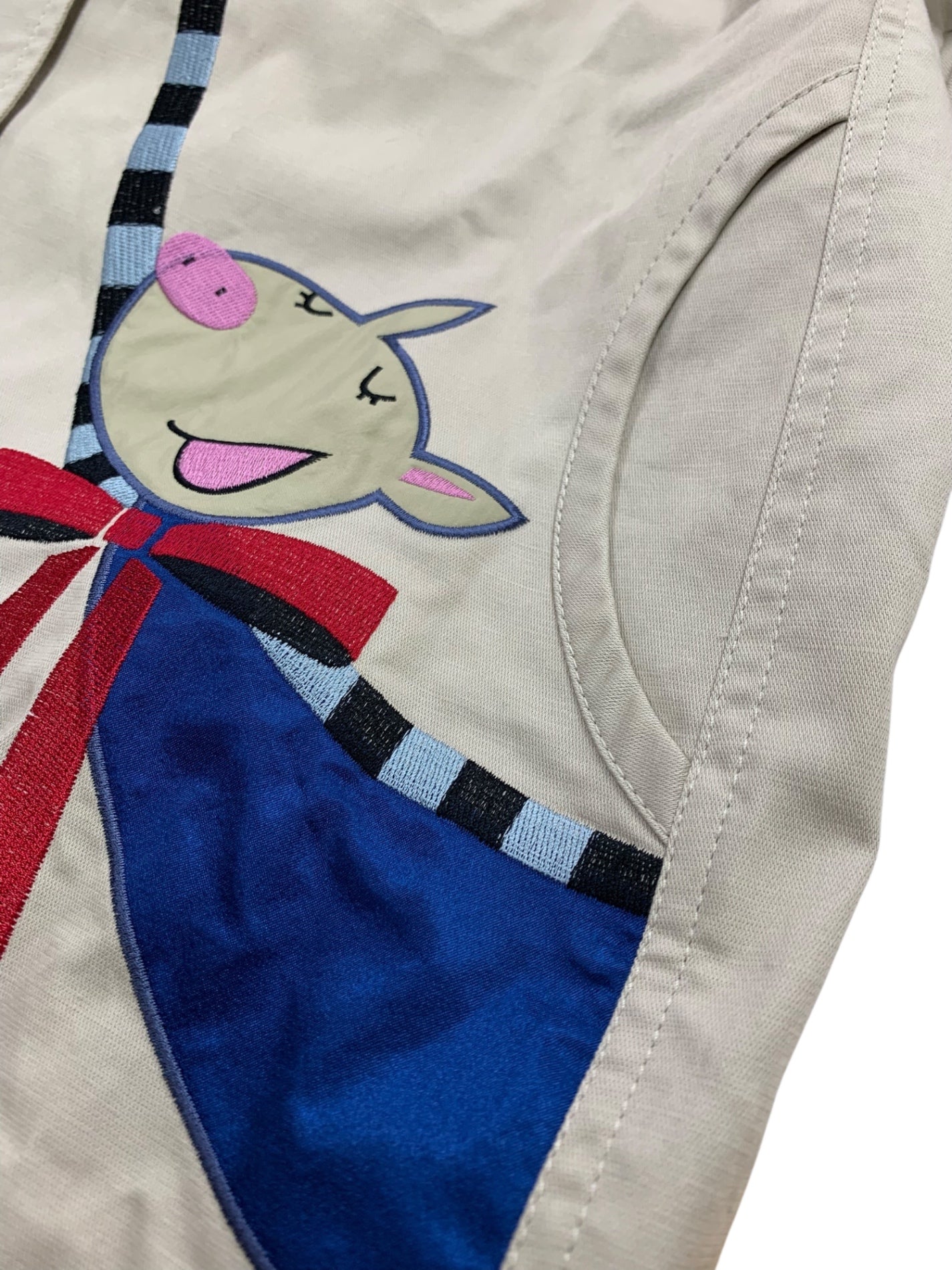 アルベロベロ 713823 コート F ベージュ ノーカラー ぶたさん フラワーモチーフ ITG2WN5EGSYO