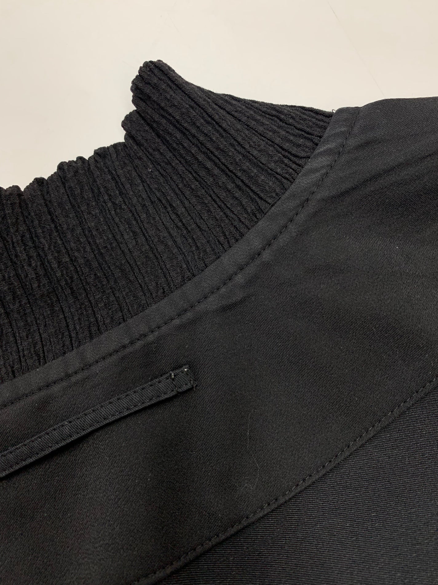 エイポックエイブルイッセイミヤケ TYPE-S BASIC COLORS AT23FC700 ブルゾン 1 ブラック ITGC5ZEMECOS 【SALE】