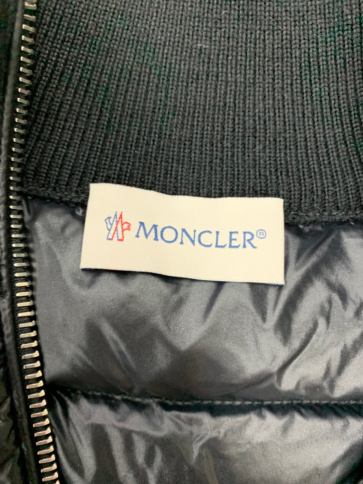 モンクレール CARDIGAN TRICOT 9B00018M1131 ダウンカーディガン S ブラック ジップアップ ITHUD0GCJUQW