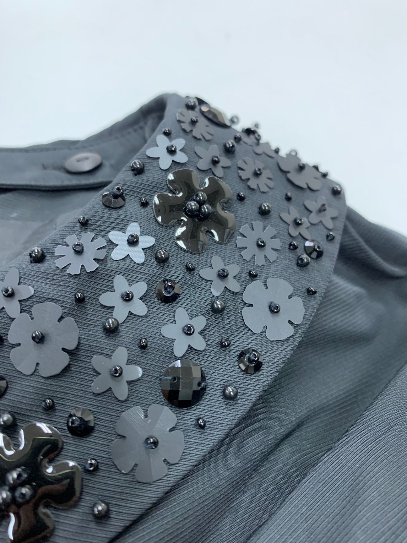 トゥービーシック W5J02-622-09 ワンピース 38 ブラック 衿ビジュー IT9I52U8S95Y