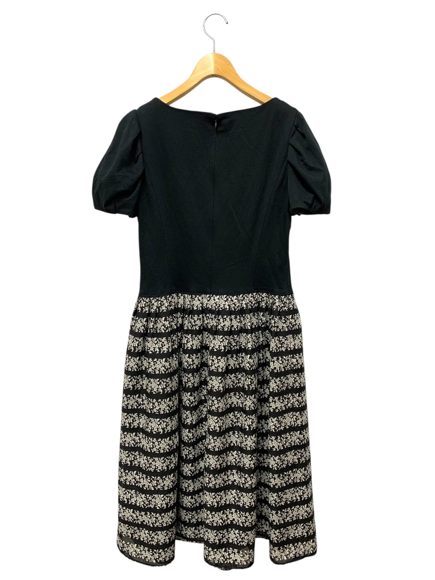 エムズグレイシー 311337 ワンピース 40 ブラック 異素材ミックス フラワー ITP1RVYR2AQC