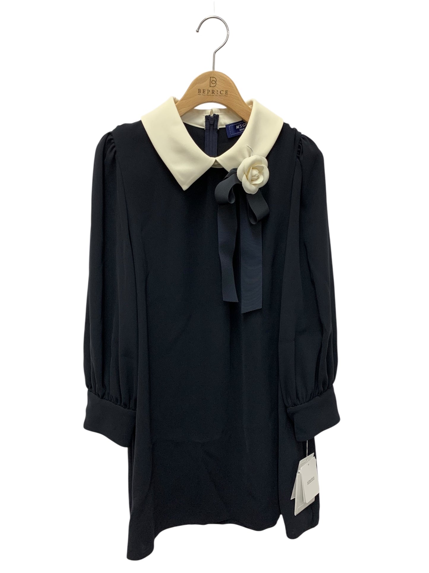 エムズグレイシー 410109 トップス 40 ネイビー 花ブローチ付き 白襟 IT42BD72RZE0