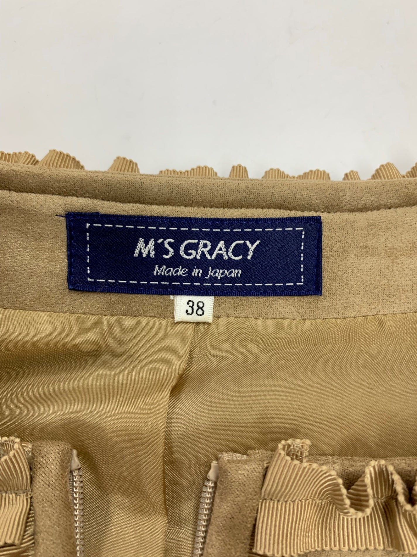 エムズグレイシー スウェードタッチジップアップジャケット 214521 38 ベージュ フリル ITGDKB6VDERW